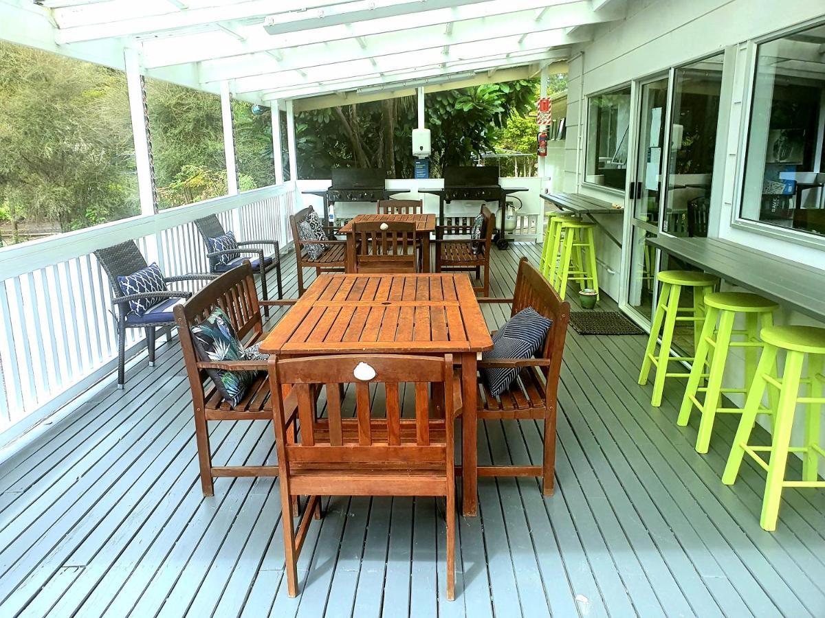 Kauri Coast Top 10 Holiday Park Kaihu Екстериор снимка